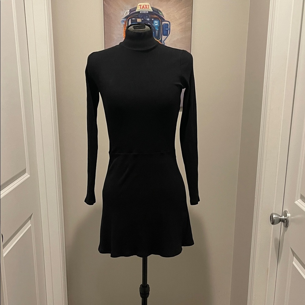 Reformation Maya Dress size Large